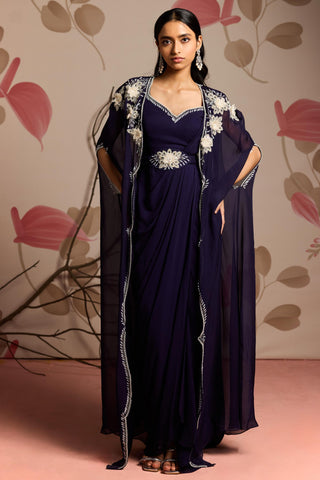 Blue holly under bloom draped saree