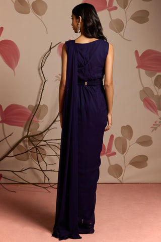 Blue holly under bloom saree set