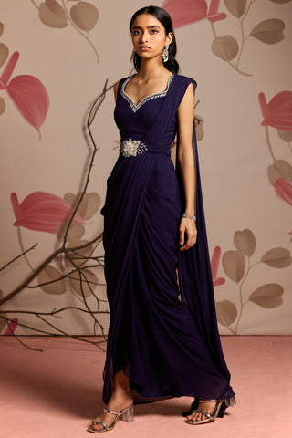 Blue holly under bloom saree set