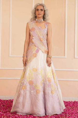 Ivory dil se arya lehenga