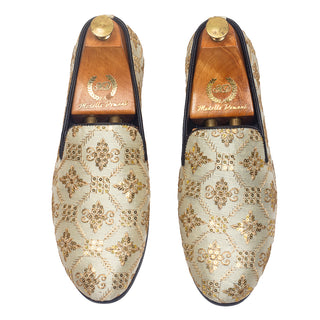 Beige zafrani slipons