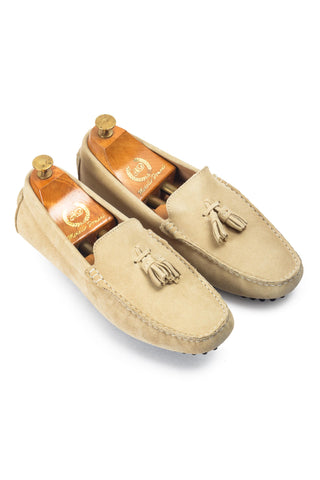 Beige gommino suede tassel loafers