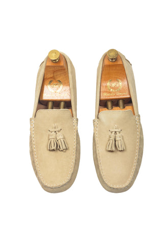 Beige gommino suede tassel loafers