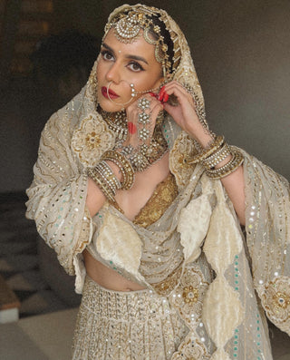 Lehenga Set Bridal Wear - Ivory Shahi Saaz Lehenga Set by Itrh
