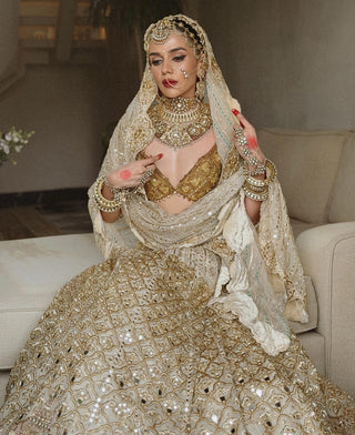 Lehenga Set Bridal Wear - Ivory Shahi Saaz Lehenga Set by Itrh