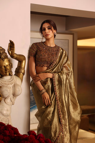 Draped Saree Indian Wedding - Gold svarnalekha jadaau by Itrh