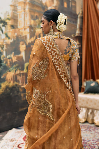 Lehenga with Corset Indian Wedding – Gold Pravarnika Ensemble by Itrh