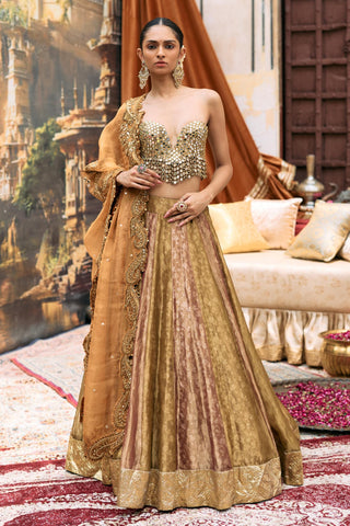 Lehenga with Corset Indian Wedding – Gold Pravarnika Ensemble by Itrh