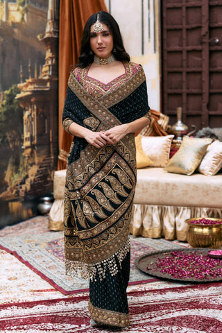 Saree Set For Wedding Ceremony – Black Jadau Chandini by Itrh