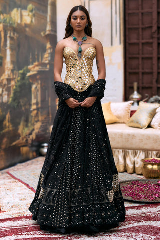 Lehenga set Indian Wedding – Black Couture Rohini by Itrh
