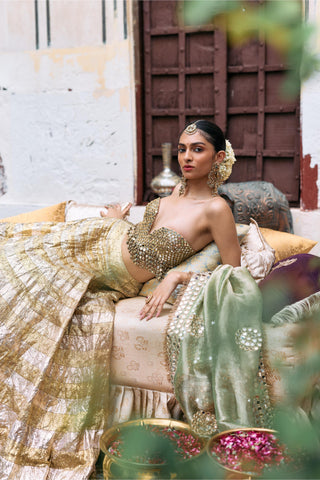Lehenga set Indian Wedding – Gold Couture Kiran Sona Chandi by Itrh