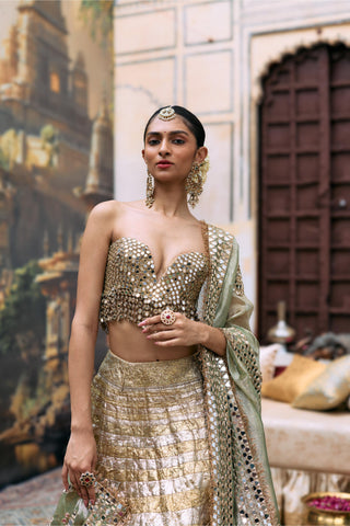 Lehenga set Indian Wedding – Gold Couture Kiran Sona Chandi by Itrh