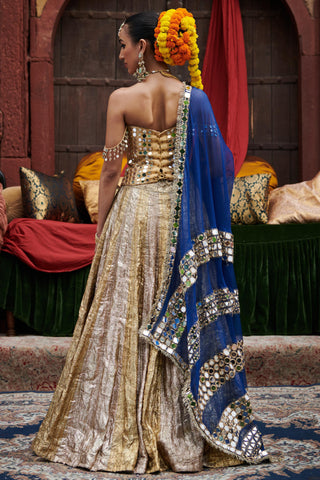 Silver chandi- sona stripes lampi naach lehenga set