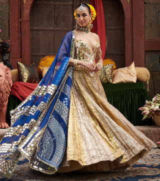 Silver chandi- sona stripes lampi naach lehenga set