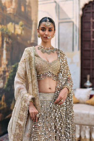 Lehenga set Indian Wedding - Gold Mangalmurti with Jaal by Itrh