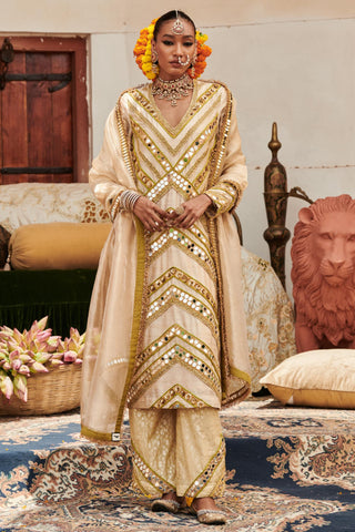 Gold chaand naach suit