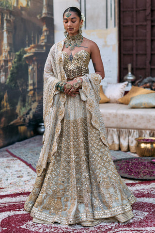 Lehenga set Indian Wedding – Ivory Rajbaraat by Itrh