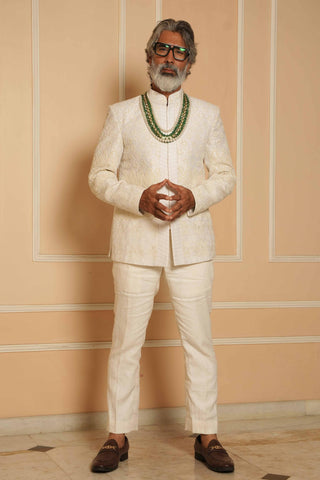 Beige dil se saj zardosi jodhpuri