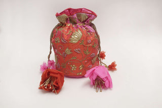 Pink gota cutwork jaal potli