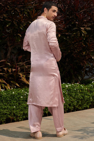 Pink embroidered hitch kurta set