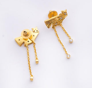 Earring Contemporary Wear - Gold Ginkgo Leaf Stud by Putstyle