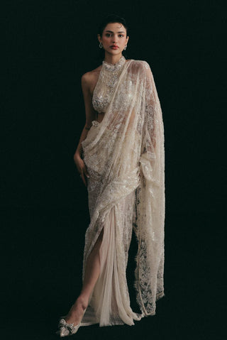 Oyster Saree Set for Indian Wedding - Beige Grace and Other Accidents by The Little Black Bow