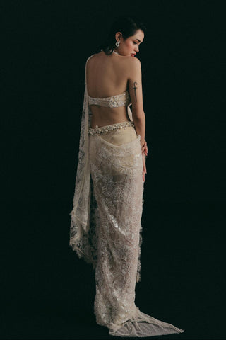 Oyster Saree Set for Indian Wedding - Beige Grace and Other Accidents by The Little Black Bow