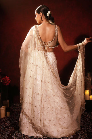 Lucknowi lehenga set for Indian Wedding – Ethereal Ivory Threads by Archana Kochhar