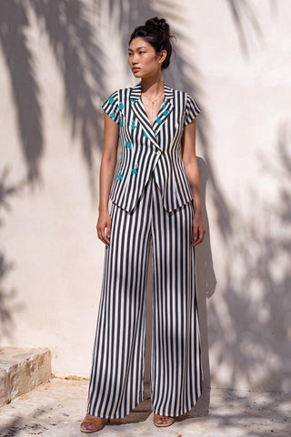 Gray co-ord set for Contemporary Wear - Ludo Line Break by Nautanky