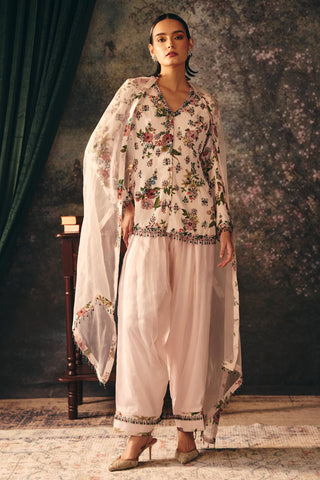 Printed Jacket set Indian Wedding – Ivory Nyra Salwar by Mani Bhatia