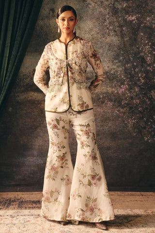Kurta Jacket set Indian Wedding – Ivory Ida Kurta by Mani Bhatia