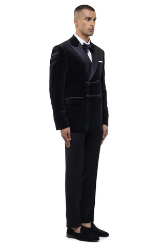 Black peak lapel double breasted knot closure tuxedo set