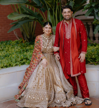 Lehenga Set Indian Wedding - Gold swarnali bridal by Itrh