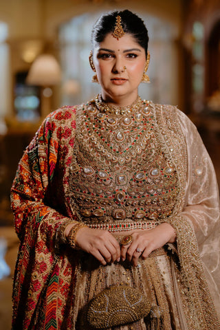 Lehenga Set Indian Wedding - Gold swarnali bridal by Itrh