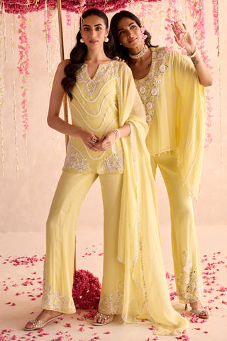 Yellow carnation under bloom kurta set