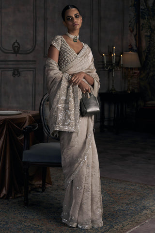 Saree Indian Wedding - Tarnished Dandelion by Matsya