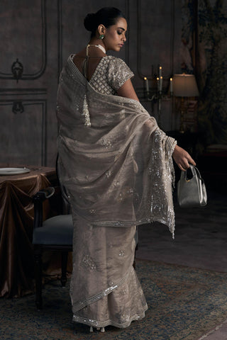 Saree Indian Wedding - Tarnished Dandelion by Matsya