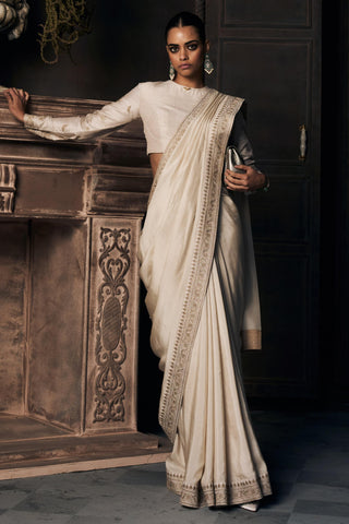 Saree Indian Wedding - White Royal Montmartre by Matsya