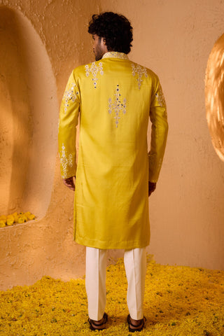 Kurta Set for Indian Wedding – Yellow Suryansh by Shreyansh Designs
