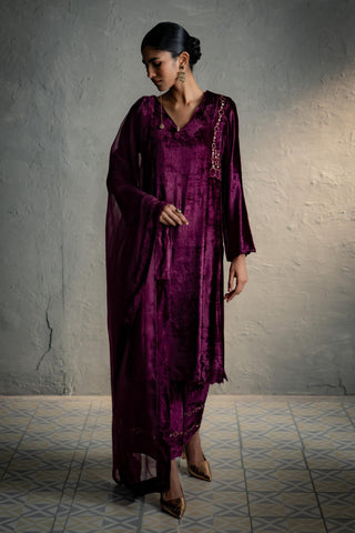 Kurta Set for Indian Wedding - Elegant Pink Maaya Kurta Set by Charkhee