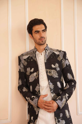 Black dil se sajj zardosi achakan