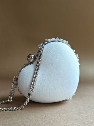 White petite vegan bag with chain handle