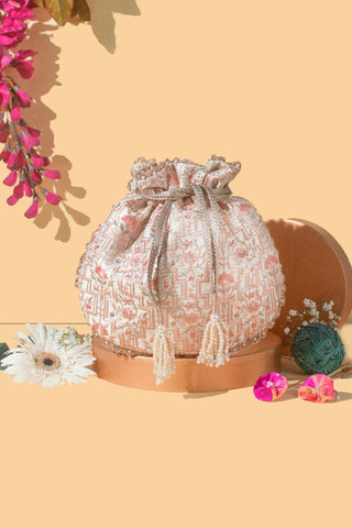 Off-white mogra scallop potli