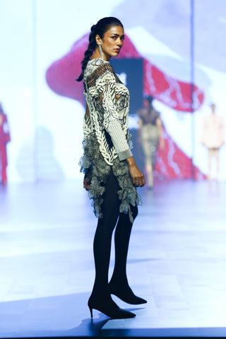 Dress Contemporary Wear - Multicolor monochrome knit by Essé