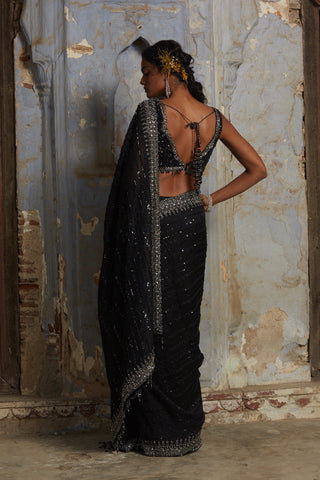 Black nihaar metallic embroidery saree set by Nitika Gujral at Mrs. G