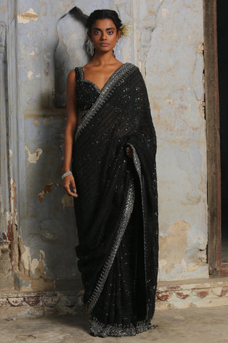Black nihaar metallic embroidery saree set by Nitika Gujral at Mrs. G