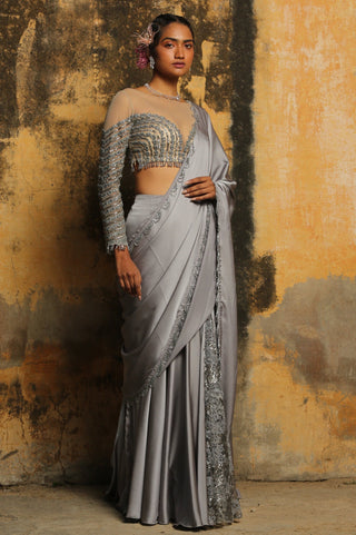 Gray nihaar lace trail saree set by Nitika Gujral at Mrs. G