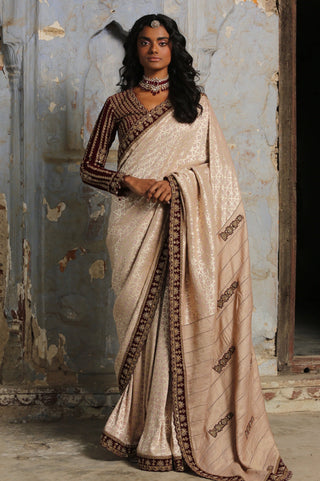 Pink nihaar woven saree set by Nitika Gujral at Mrs. G