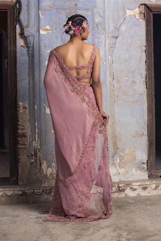 Pink nihaar 3d resham saree set by Nitika Gujral at Mrs. G