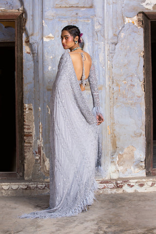 Gray nihaar feather fringe saree set by Nitika Gujral at Mrs. G